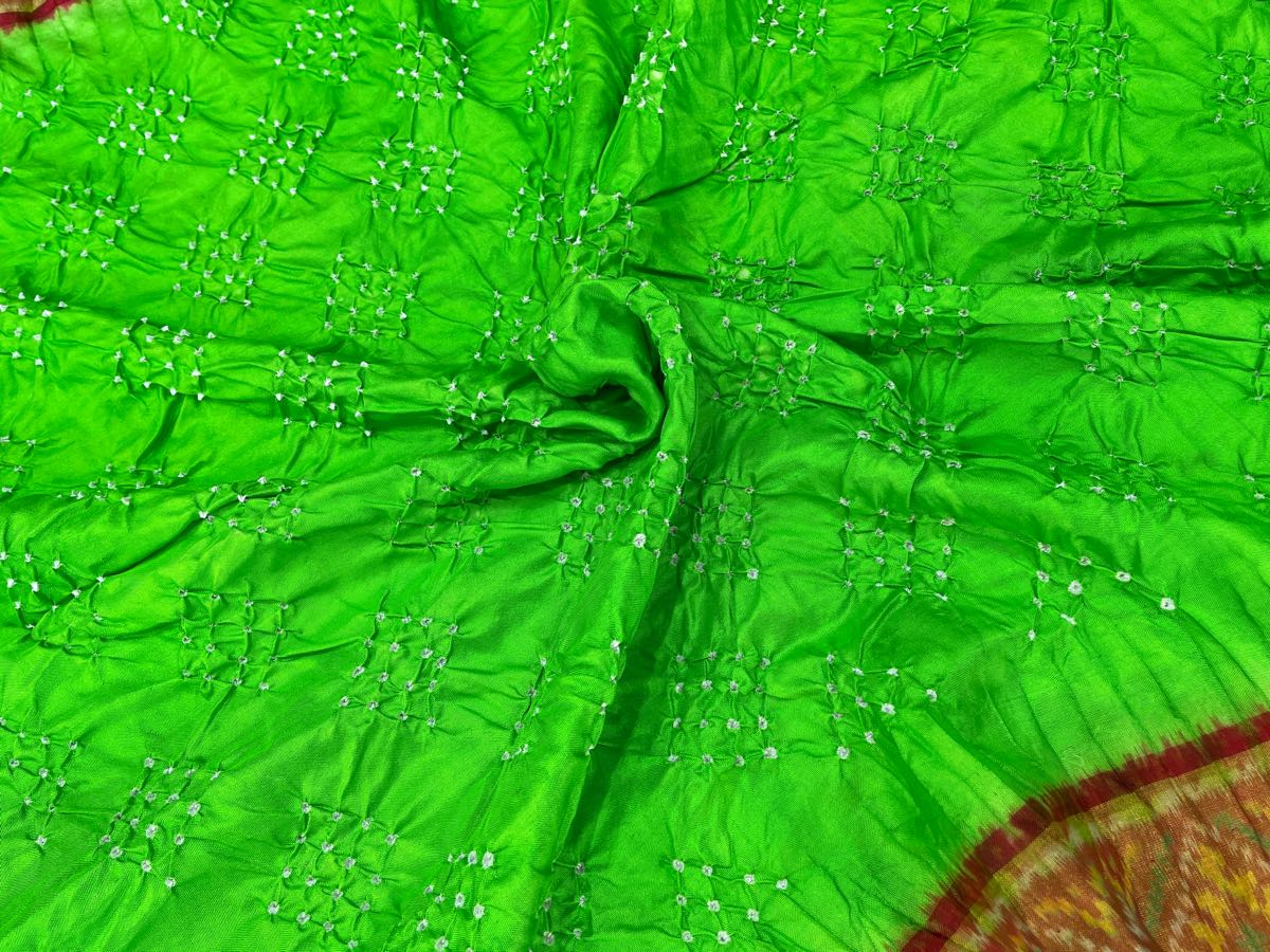 Red and parrot green patola with bandhej - SindhoiPatolaArt