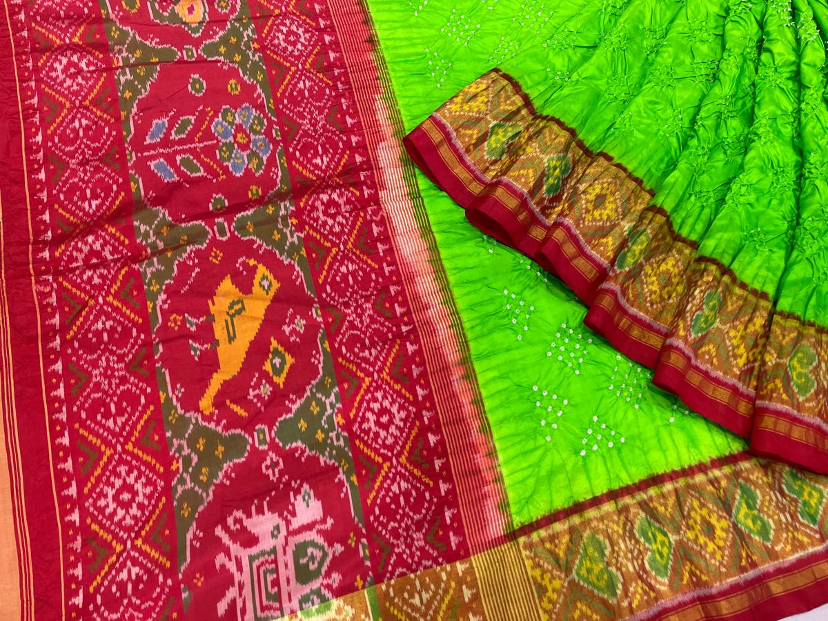 Red and parrot green patola with bandhej - SindhoiPatolaArt