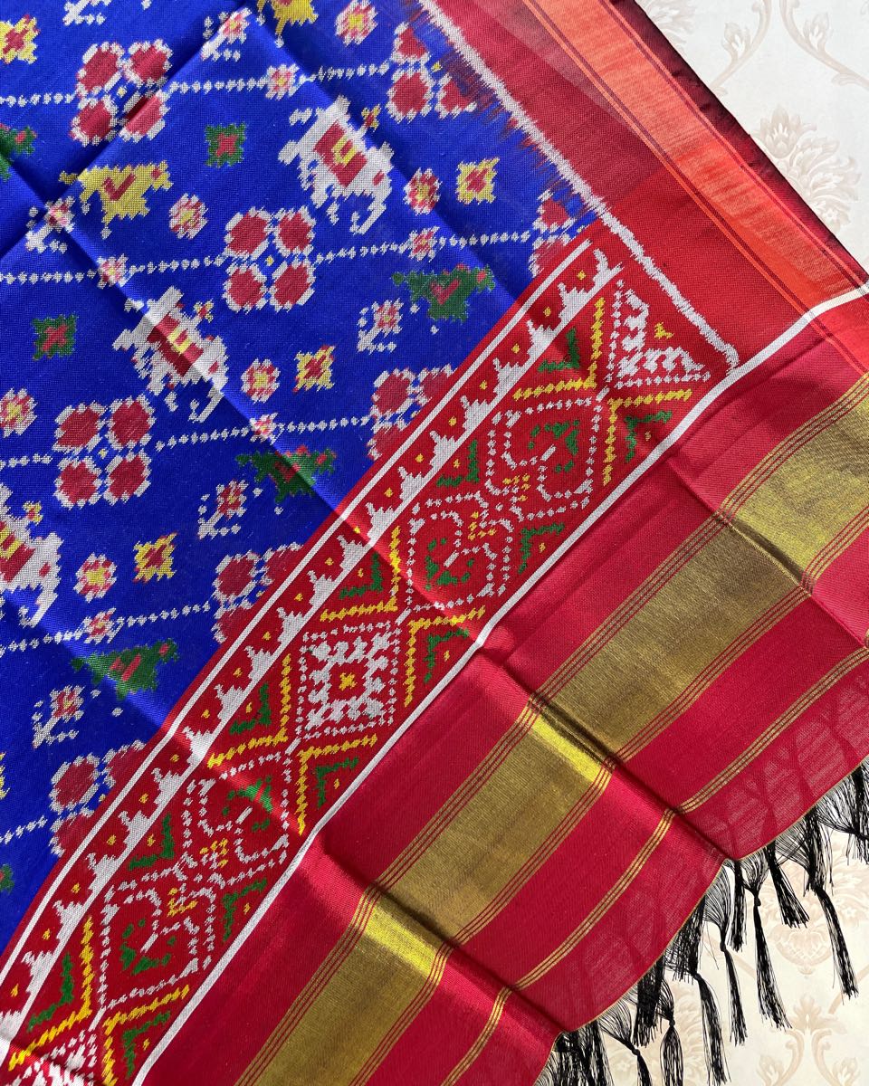 Red & Blue Leheriya Narikunj Patola Dupatta - SindhoiPatolaArt