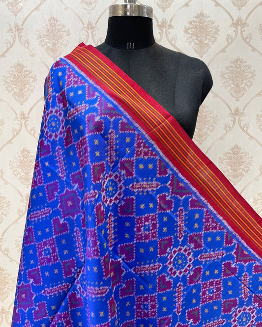 Red & Blue Manekchowk Patola Dupatta - SindhoiPatolaArt
