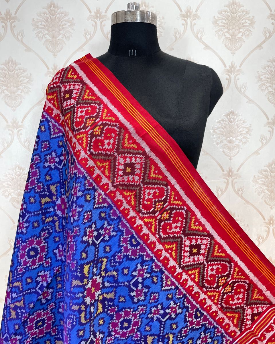 Red & Blue Navratan Patola Dupatta - SindhoiPatolaArt