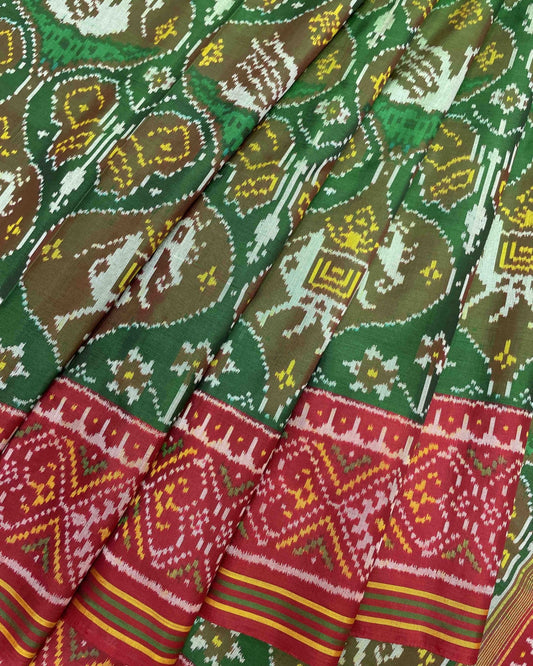 Red & Green Big Figure Narikunj Designer Patola Saree - SindhoiPatolaArt