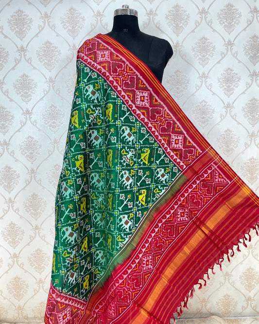 Red & Green Narikunj Designer Patola Dupatta - SindhoiPatolaArt