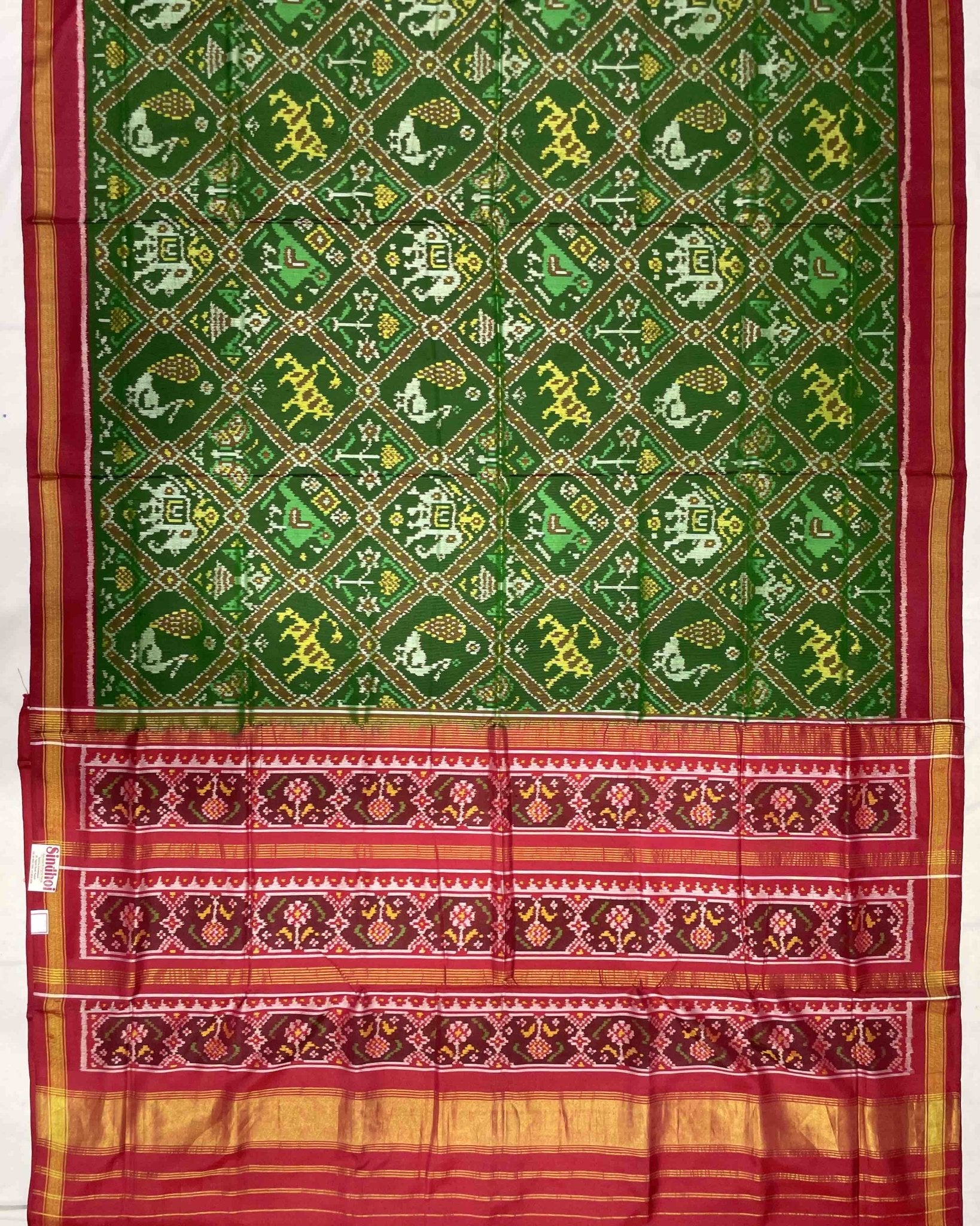 Red & Green Narikunj Designer Patola Saree - SindhoiPatolaArt