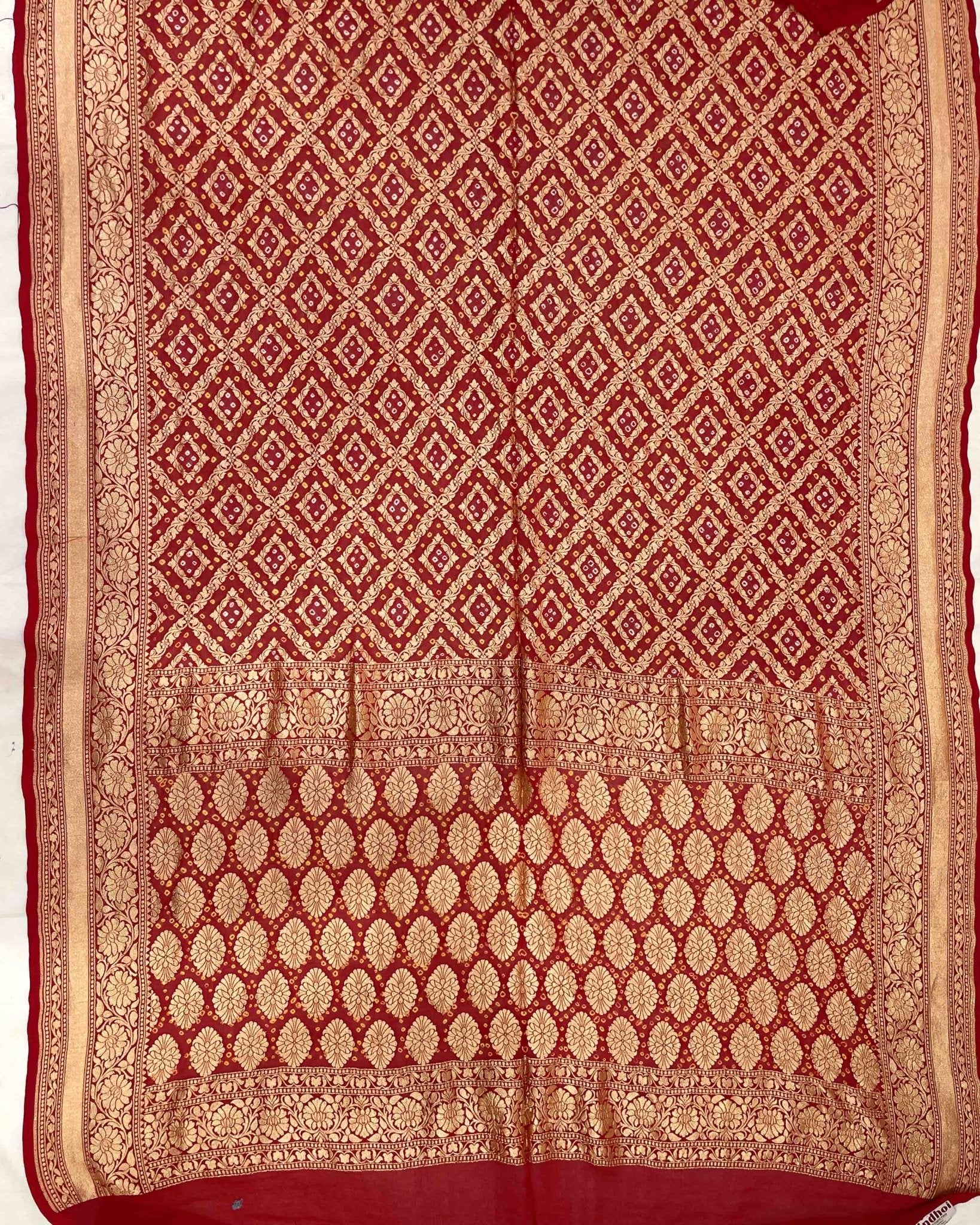 Red Mysore Georgette Bandhani Saree - SindhoiPatolaArt