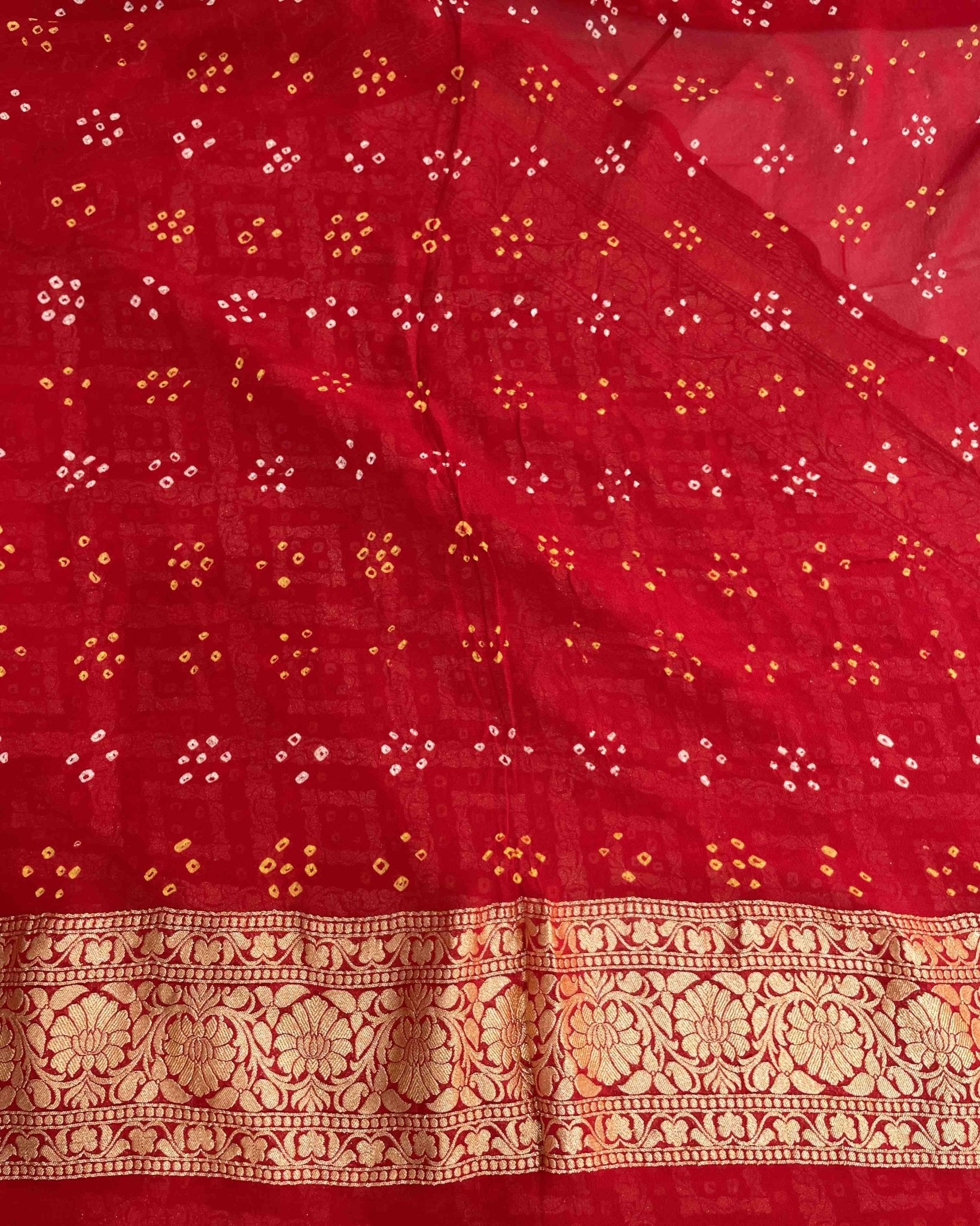Red Mysore Georgette Bandhani Saree - SindhoiPatolaArt