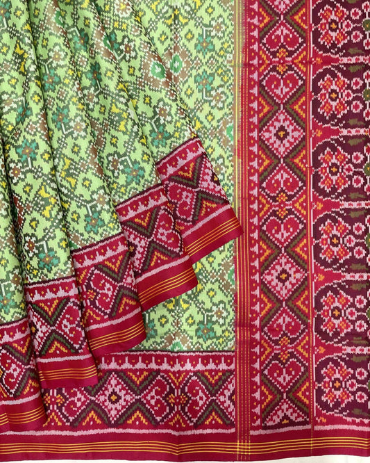 Red & Pista Green Navratan Designer Patola Saree - SindhoiPatolaArt