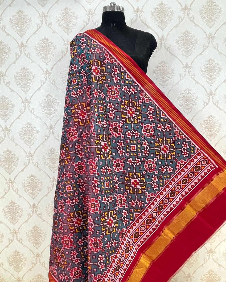 Red & Turquoise Navratan Patola Dupatta - SindhoiPatolaArt