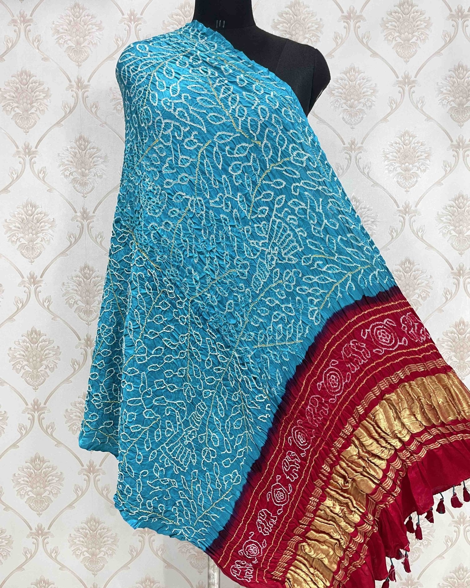 Sky Blue & Red Bandhani Dupatta - SindhoiPatolaArt