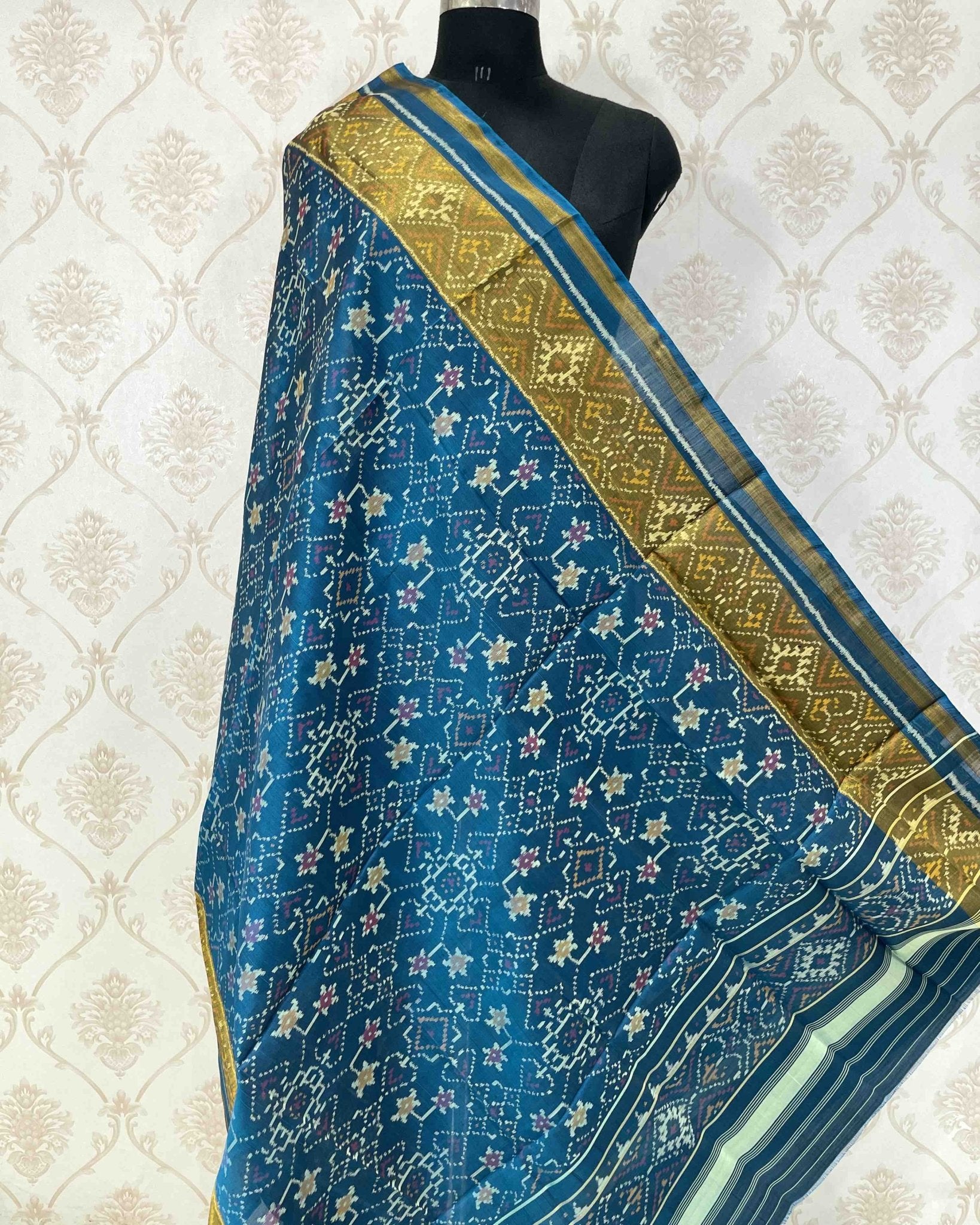 Turquoise Navratan Designer Patola Dupatta - SindhoiPatolaArt