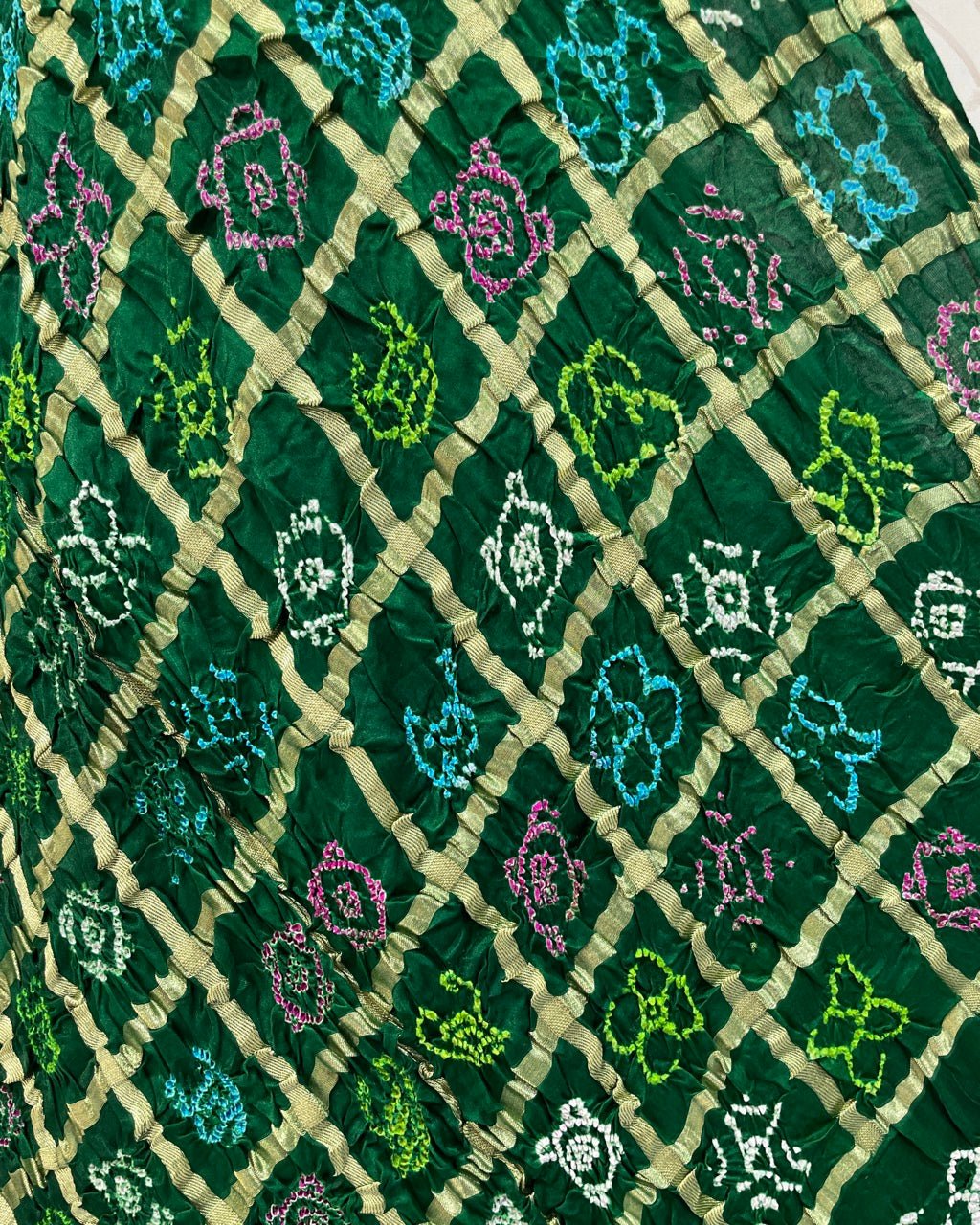 Zari chex Bandhani Dupatta - SindhoiPatolaArt